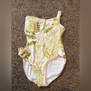 Women’s One-Shoulder Swimsuit